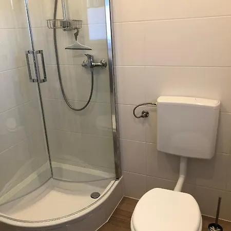 Traumwohnung 5 Min Zum Bike Park Διαμέρισμα *